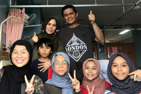 Bantuan Prihatin Nasional Yang Muflis - Contoh Akar