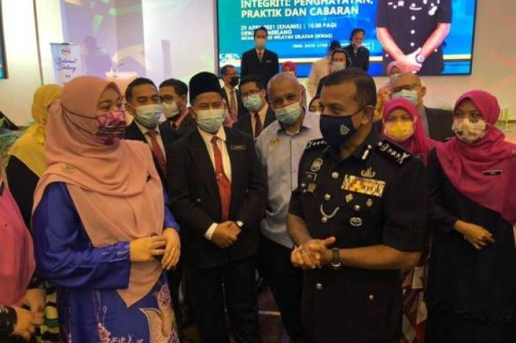 Amallah Baca Surah Al Kahfi Penyelamat Fitnah Dajal Dan Ujian Akhir Zaman Ad Din Mstar