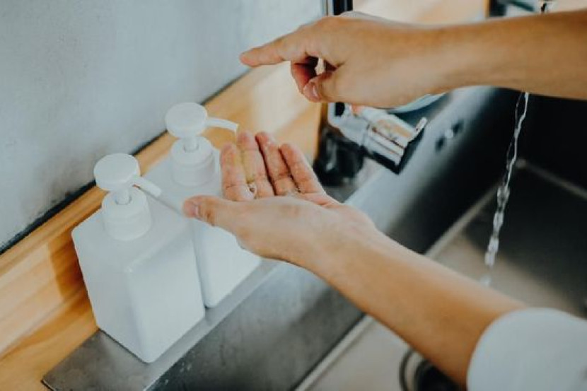 Kerap Cuci Tangan Itu Baik Tapi Boleh Sebabkan Kulit Jadi Kasar Ini 3 Cara Melembutkannya Mode Mstar