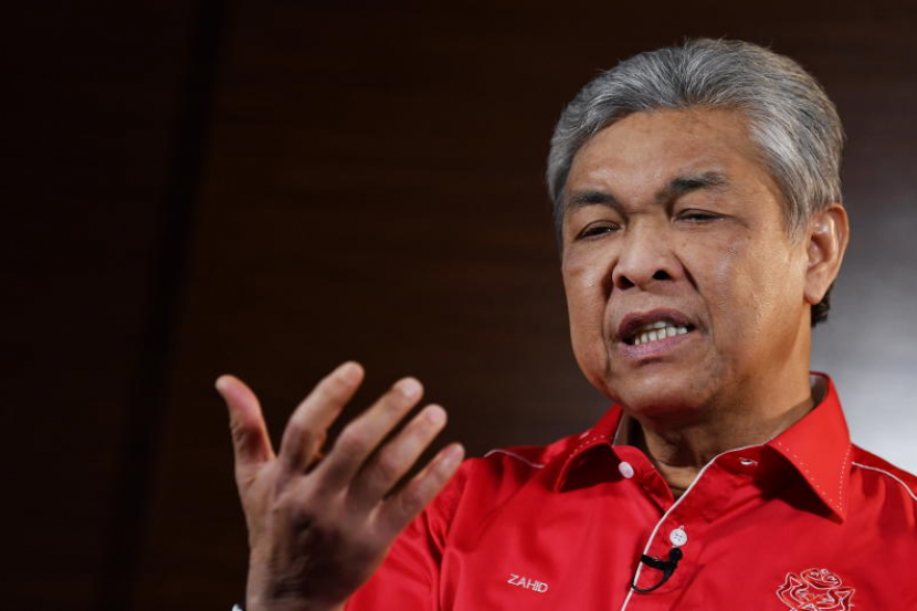 Melaka politik Krisis Politik