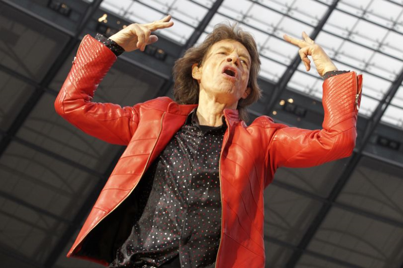 Yoga, balet antara rutin harian Mick Jagger selepas jalani pembedahan