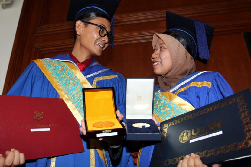 Jom Ngeteh Nur Ain Hannani Penerima Anugerah Pelajaran Diraja Youtube