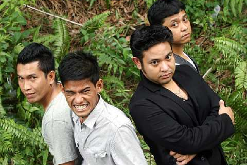 Lan tubuh Azlan & The Type Writer bagi elak kontroversi? - Hiburan | mStar
