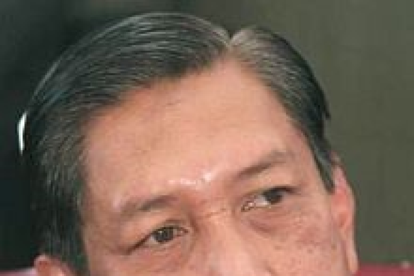Bekas Ketua Pesuruhjaya SPRM Mohon Maaf Kepada Khalid - Semasa | mStar