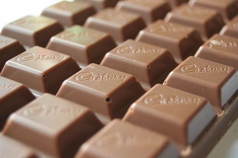 Говорящая шоколада. Шоколад килограммовый. Говорящая шоколадка. ТВ шоколад фото. Шоколад 13.