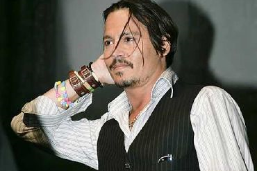 Johnny Depp Kembali Berlakon Pirates Of The Caribbean 4 Hiburan Mstar