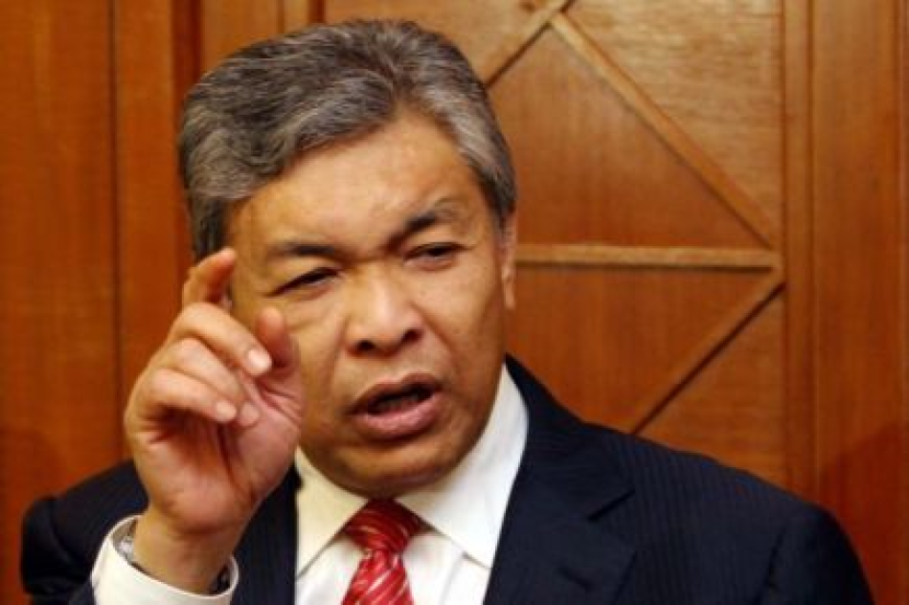 Ahmad Zahid Sahkan Plot Guling Kerajaan - Semasa  mStar