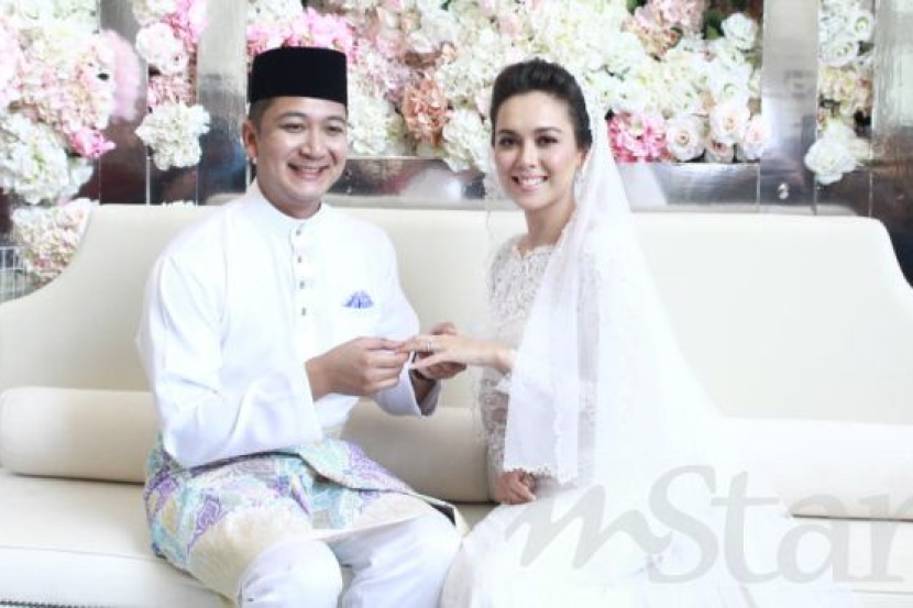 Aktres Siti Saleha Akhirnya Jadi Milik Ahmad Lutfi - Hiburan | mStar
